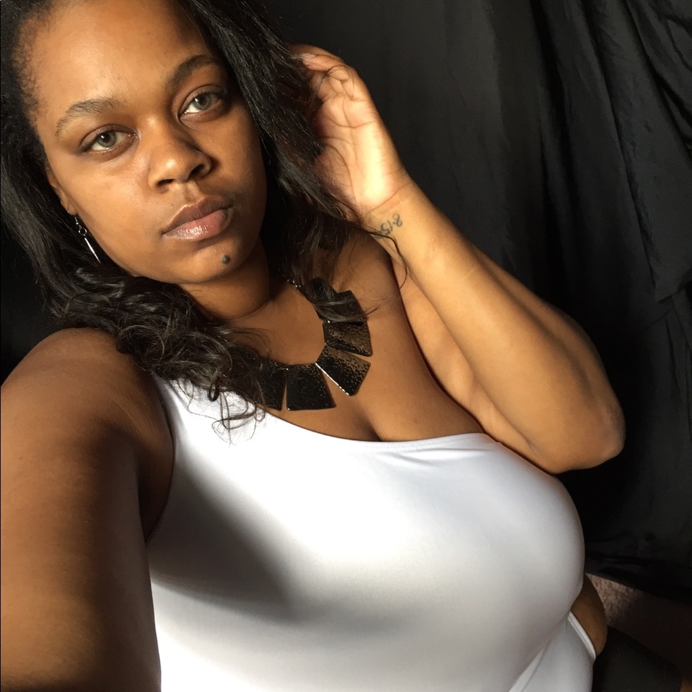 Meet your Posher, Carrissa